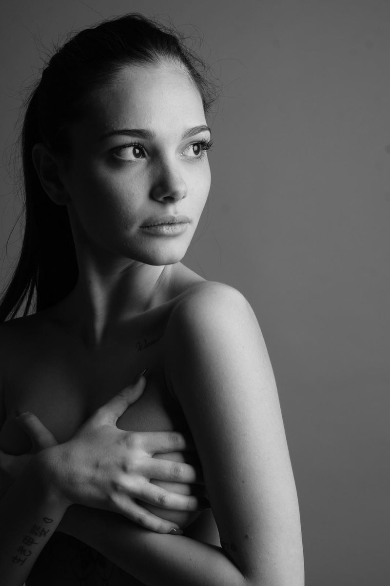 Sara M - Petite Model - Creative Models - Agenzia Modelle Brescia