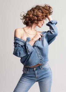 Pamela-M-International-Photomodel-Agency-Cosmopolitan-Vogue-Marie-Claire-Glamour-Elle-Bazaar-Barcellona
