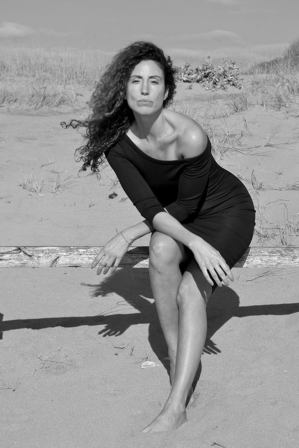 Alessandra P - Modella Creative Models Agenzia - Modelle Brescia