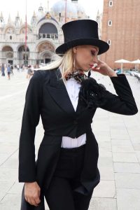 Elisabetta D - Over 40 Creative Models Agenzia - Modelle Brescia