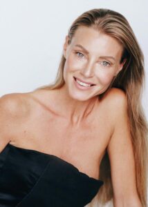 Elisabetta-D-Photomodel-Actress-Agency-Cosmopolitan-Vogue-Marie-Claire-Grazia-Glamour-Elle-Bazaar-Milano