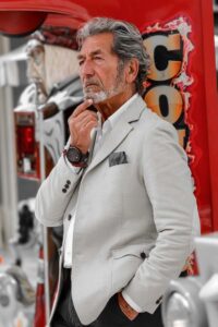Tiziano-C-Grey-Model-Over-60-Male-Model-Agenzia-Modelli-Over-Gucci-Prada-H&M-Zara-Missoni-SaintLaurent-Armani-Versace-Milano