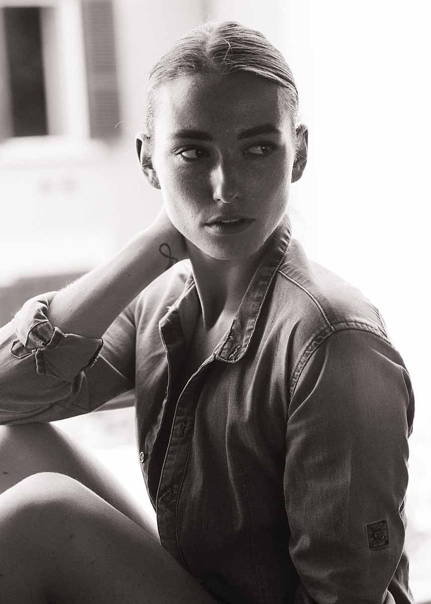 Anna-International-Photomodel-Agency-Cosmopolitan-Vogue-Marie-Claire-Grazia-Elle-Bazaar-Rome