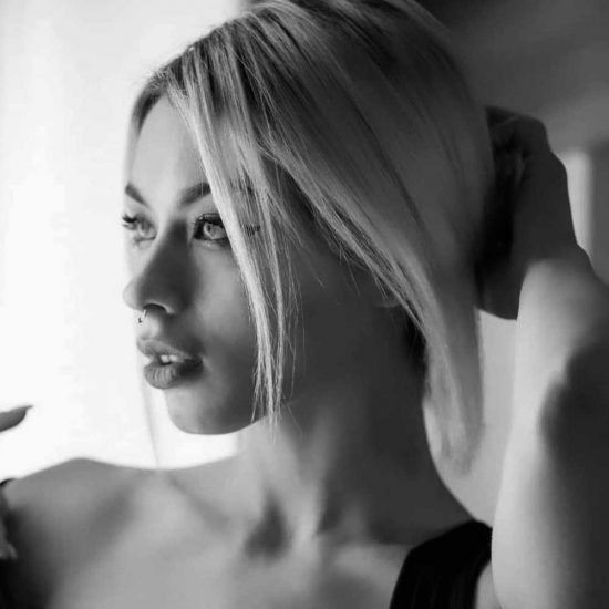 Lorenza-International-Photomodel-Agency-Moscow-Fashion-Week-Vogue-Max-Mara