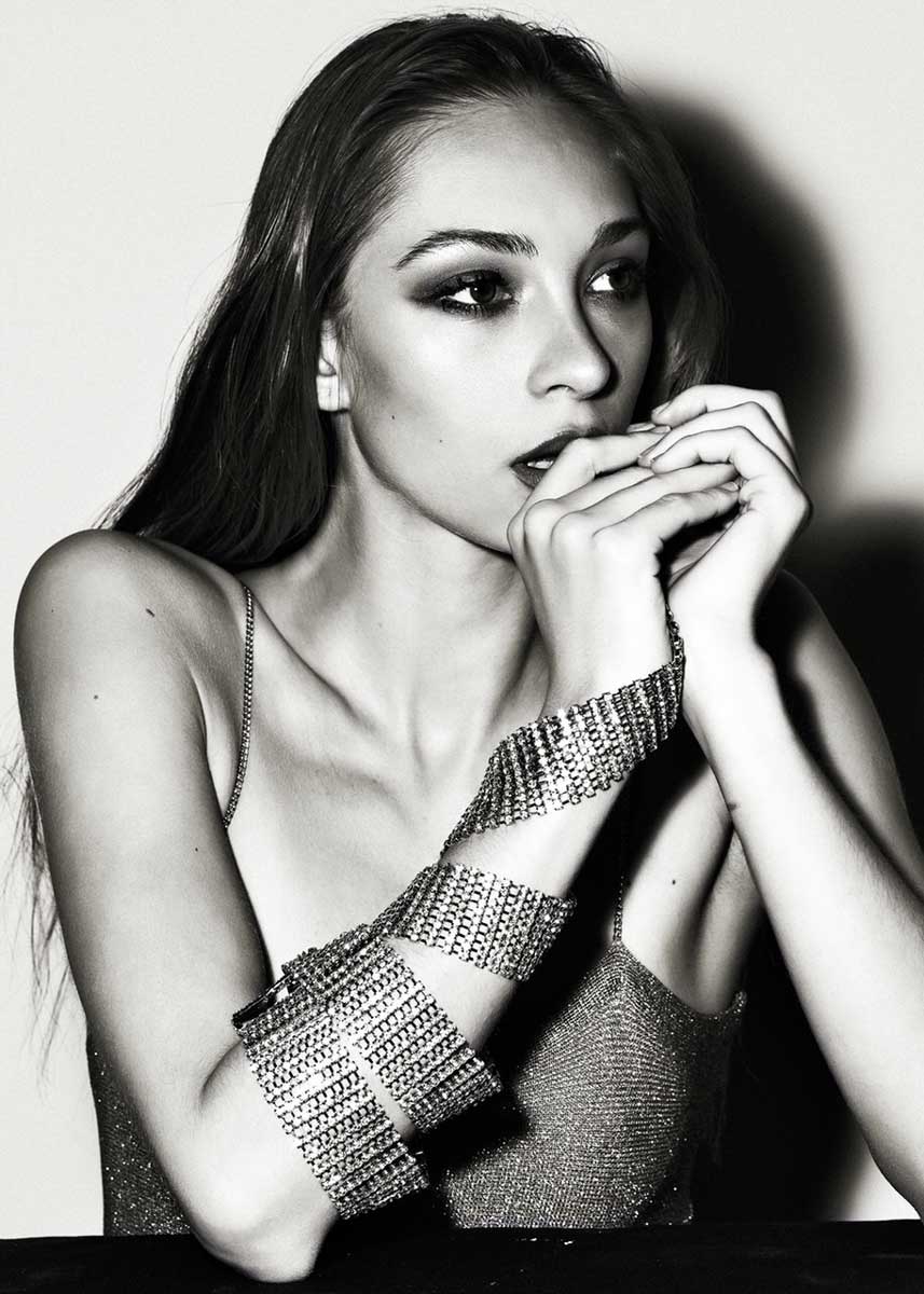 Morgana-International-Photomodel-Agency-Cosmopolitan-Vogue-Marie-Claire-Grazia-Glamour-Elle-Armani-Berlin