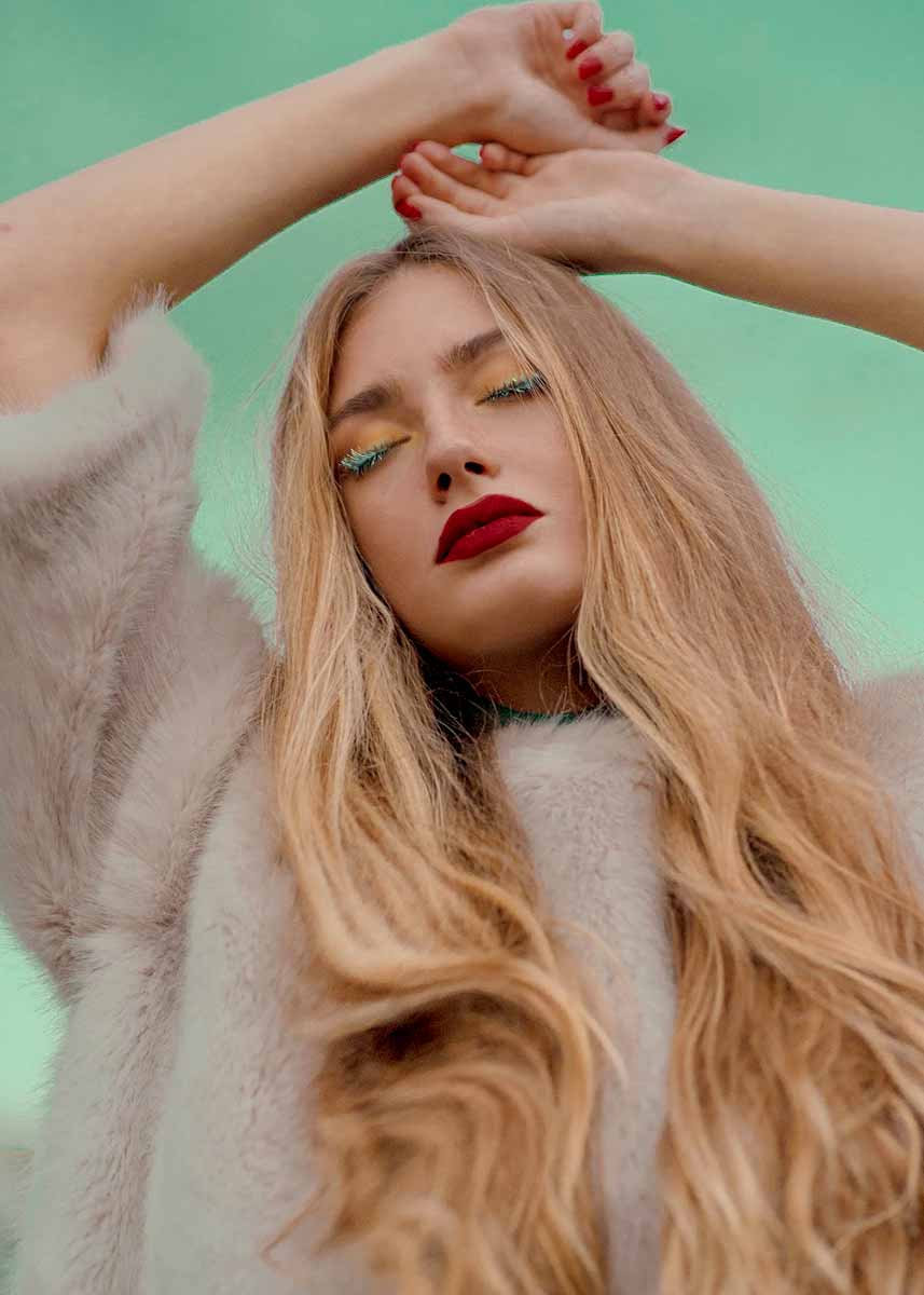 Letizia-International-Photomodel-Agency-Cosmopolitan-Vogue-Marie-Claire-Grazia-Glamour-Elle-Armani-Parigi