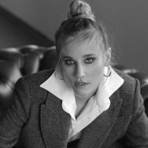 Beatrice-G-International-Photomodel-Agency-FashionWeek-Gucci-Prada-YvesSaintLaurent-Armani-DolceGabbana-Versace-Valentino-Rome-immagine-evidenza