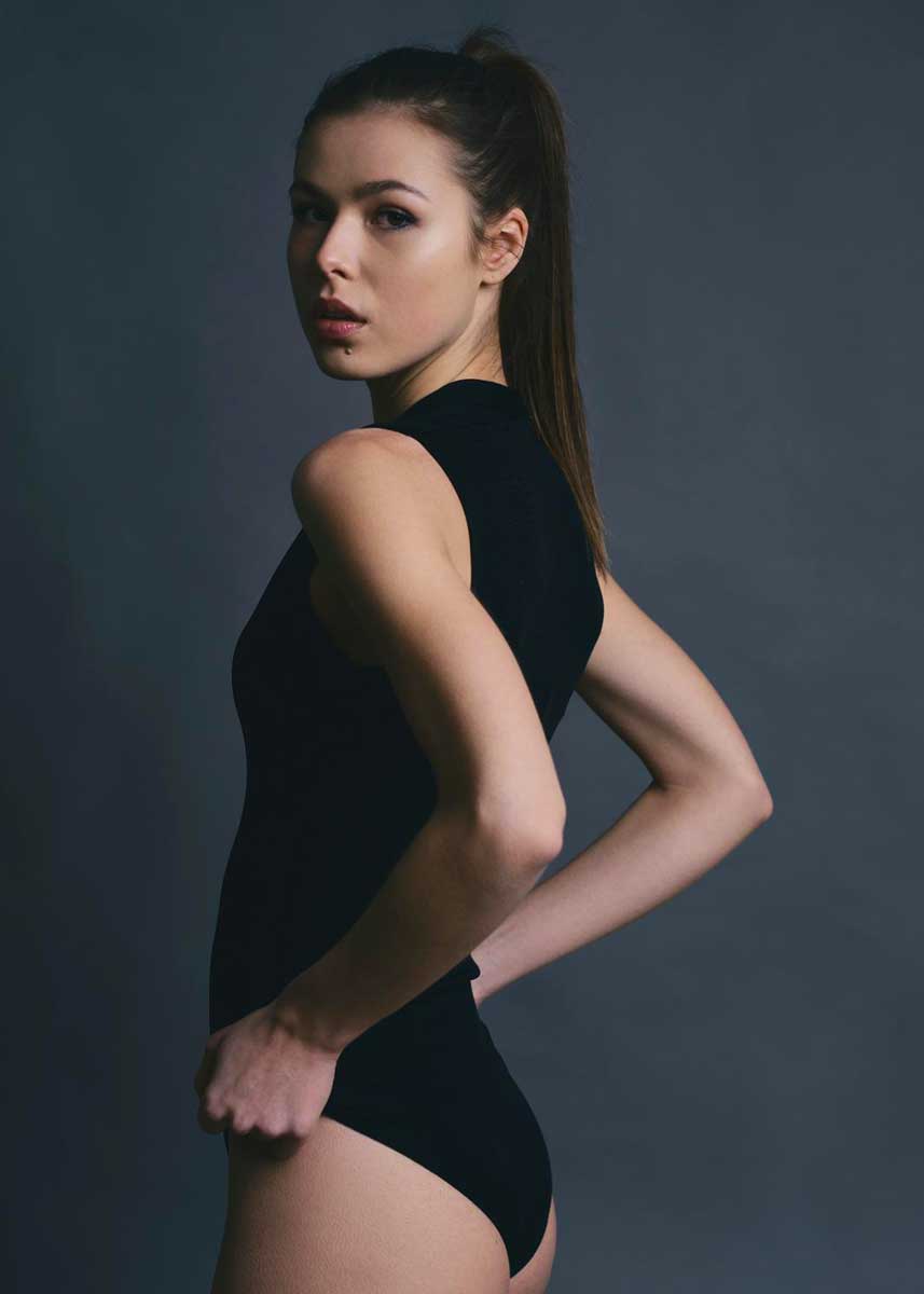 Elisa-C-International-Photomodel-Agency-FashionWeek-Gucci-Prada-YvesSaintLaurent-Armani-DolceGabbana-Versace-Valentino-LosAngeles