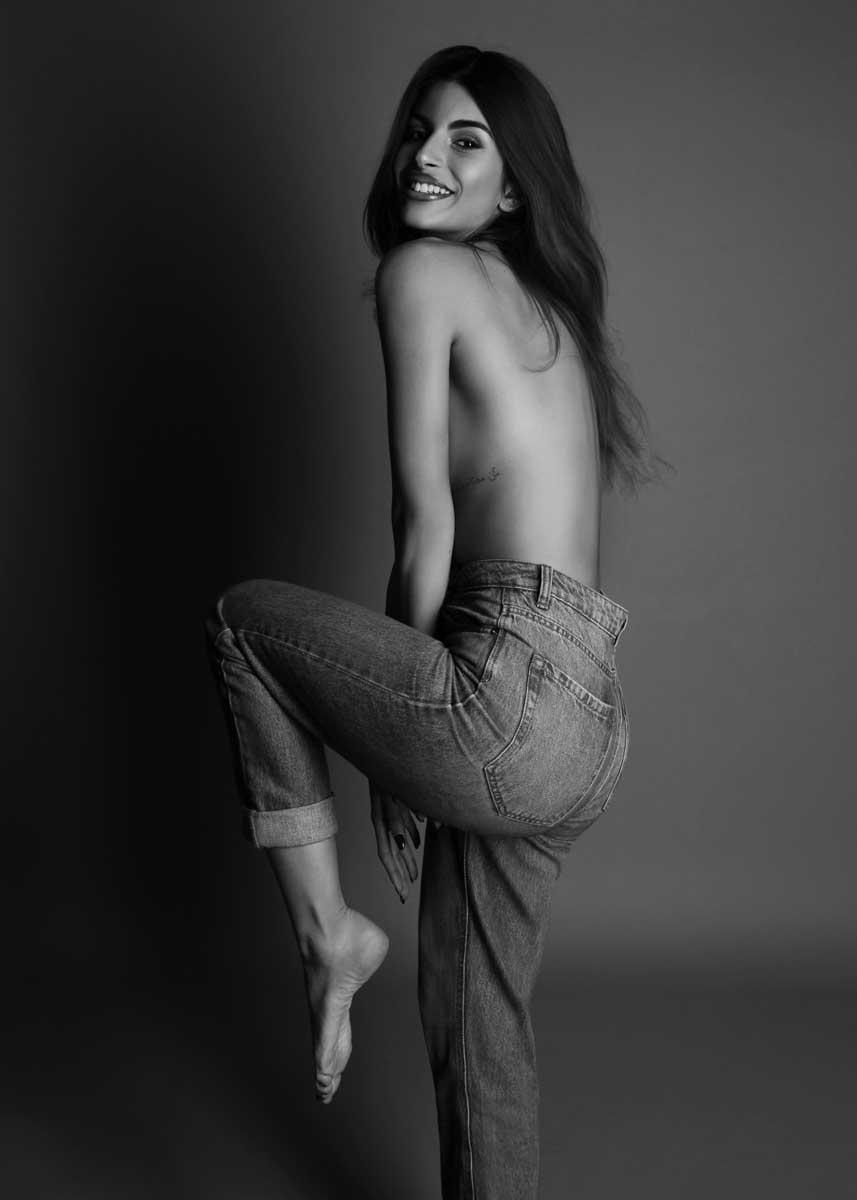 Greta-B-International-Photomodel-Agency-Cosmopolitan-Vogue-Marie-Claire-Grazia-Glamour-Elle-Bazaar-Detroit