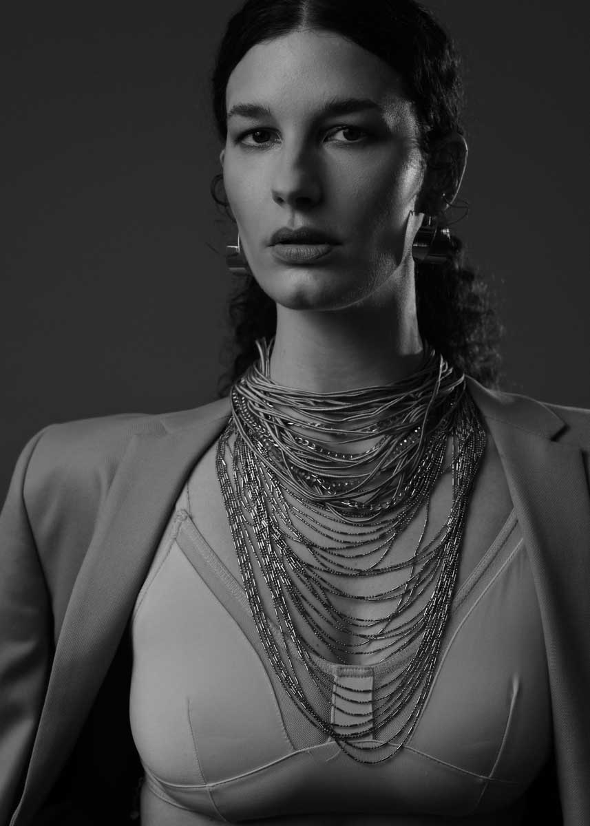 Maria-V-International-Photomodel-Agency-Cosmopolitan-Vogue-Marie-Claire-Armani-Grazia-Prada-Glamour-Gucci-Elle-Bazaar-Mosca