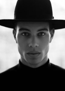 Micha-L-International-Photomodel-Agency-Editorial-Magazine-Cosmopolitan-Vogue-Marie-Claire-Grazia-Glamour-Elle-HarpersBazaar-Amsterdam