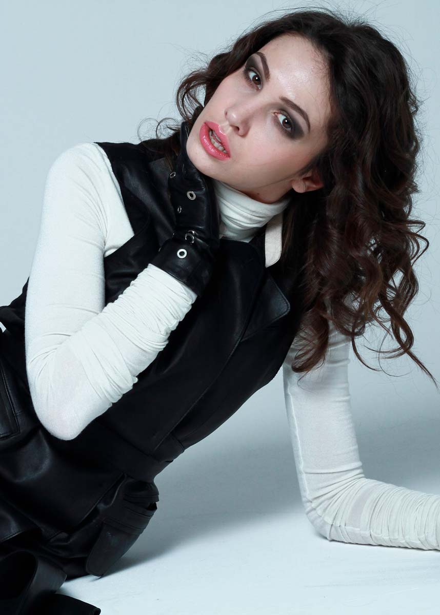 Zhanna-International-Photomodel-Agency-Cosmopolitan-Vogue-Gucci-Prada-Versace-YvesSaintLaurent-Armani-DolceGabban-Barcellona