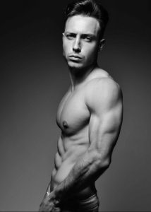 Matteo-R-Fotomodello-International-Photomodel-Agency-Cosmopolitan-Vogue-Marie-Claire-Grazia-Bazaar-Moscow