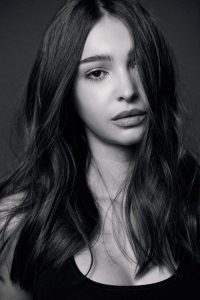 Martina-L-Fotomodella-International-Photomodel-Agency-Saint-Laurent-Versace-Fendi-Louis-Vuitton-Gucci-Prada-Dior-Gucci-Prada-Balenciaga-Milano