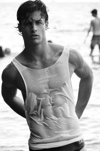 Simone-M-Fotomodello-International-Photomodel-Model-Gucci-Prada-Valentino-Off-White-Moncler-Balenciaga-Tom-Ford-Armani-Asos-Madrid