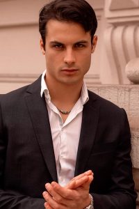 Simone-M-Fotomodello-International-Photomodel-Model-Gucci-Prada-Valentino-Off-White-Moncler-Balenciaga-Tom-Ford-Armani-Asos-Parigi