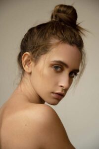 Erika-R-International-Photomodel-Agency-Cartier-Bulgari-Fendi-Louis-Vuitton-Chanel-Chopard-Prada-Dior-Gucci-Prada-Balenciaga-Parigi
