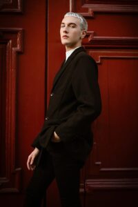 Gabriele-B-International-Photomodel-Agency-Cartier-Bulgari-Fendi-Louis-Vuitton-Chanel-Chopard-Prada-Dior-Gucci-Prada-Balenciaga-Milan