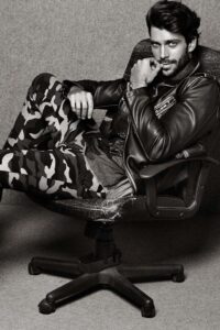 Saimon-Fotomodello-International-Photomodel-Model-Gucci-Prada-Valentino-Cosmopolitan-Vogue-Marie-Claire-Bazaar-Milano