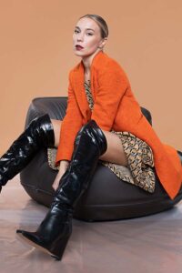 Sara-E-International-Photomodel-Agency-Cartier-Bulgari-Fendi-Louis-Vuitton-Chanel-Chopard-Prada-Dior-Gucci-Prada-Balenciaga-Londra
