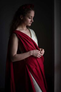 Elena-D-Italian-Actress-Attrice-Fiction-Netflix-PrimeVideo-Rai-Italiana-Agenzia-Attori-Hollywood