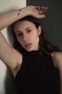 Giulia-F-Fotomodella-Milano-International-Photomodel-Agency-Cosmopolitan-Vogue-Marie-Claire-Grazia-Bazaar-Milano