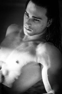 Luca-S-Fotomodello-International-Photomodel-Model-Gucci-Prada-Valentino-Cosmopolitan-Vans-Adidas-Nike-DC-Rome