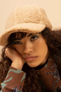 Sabrine-Z-International-Photomodel-Agency-FashionWeek-Gucci-Prada-YvesSaintLaurent-Armani-DolceGabbana-Versace-Valentino-Roma