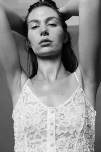 Giulia-M-International-Photomodel-Agency-Fotomodella-Italiana-Bulgari-Fendi-Louis-Vuitton-Chanel-Chopard-Prada-Dior-Gucci-Prada-Balenciaga-Milano