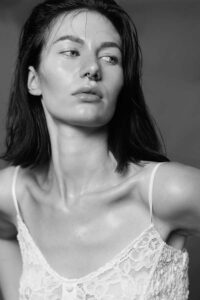 Giulia-M-International-Photomodel-Agency-Fotomodella-Italiana-Cartier-Bulgari-Fendi-Louis-Vuitton-Chanel-Chopard-Prada-Dior-Gucci-Balenciaga-Milano