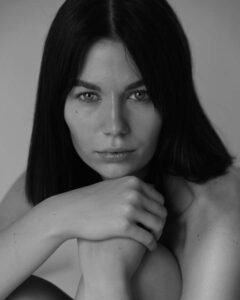 Giulia-M-International-Photomodel-Agency-Fotomodella-Italiana-Cartier-Bulgari-Fendi-Louis-Vuitton-Chanel-Chopard-Prada-Dior-Gucci-Balenciaga-Milano-Immagine-News