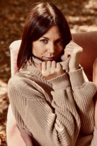 Giulia-M-International-Photomodel-Agency-Fotomodella-Italiana-Cartier-Bulgari-Louis-Vuitton-Chanel-Chopard-Prada-Dior-Gucci-Prada-Balenciaga-Milano