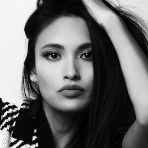 Yu-International-Asian-Actress-Photomodel-SaintLaurent-Versace-Tiffany-LouisVuitton-Gucci-Burberry-Dolce&Gabbana-Dior-Prada-Balenciaga-Zara-Desigual-Missoni-Milano-Immagine-Evidenza