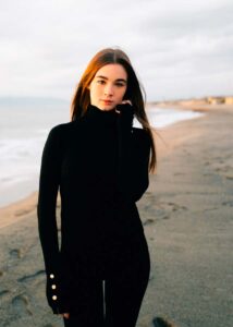 Giulia-B-International-Photomodel-SaintLaurent-Versace-LouisVuitton-Gucci-Burberry-Dolce&Gabbana-Prada-Balenciaga-Zara-Desigual-Missoni-Milan