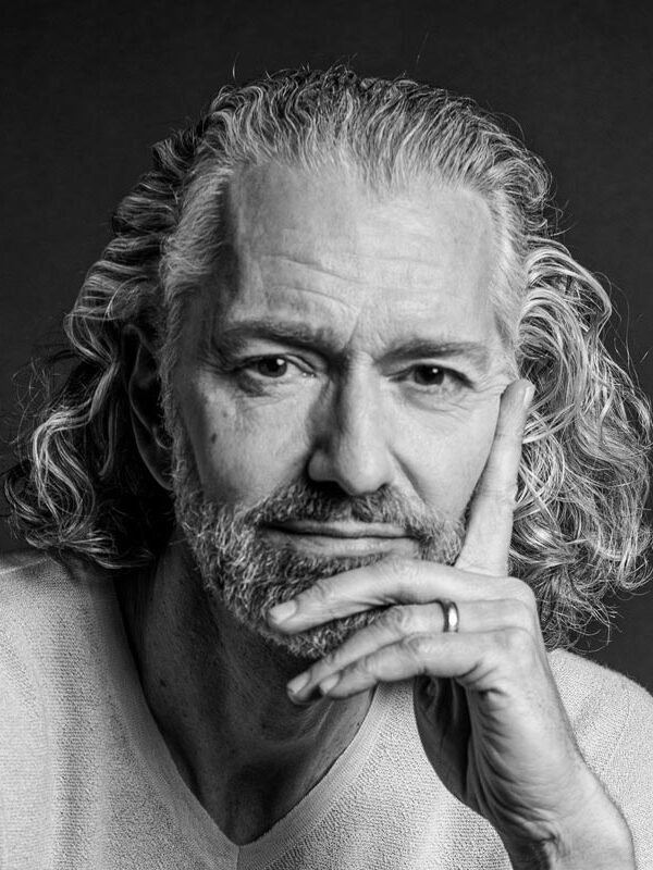 Achim-Over-60-Grey-Male-Model-Photomodel-GQ-Esquire-MensHealth-UomoVogue-Gucci-D&G-Milan-featured-image-portfolio
