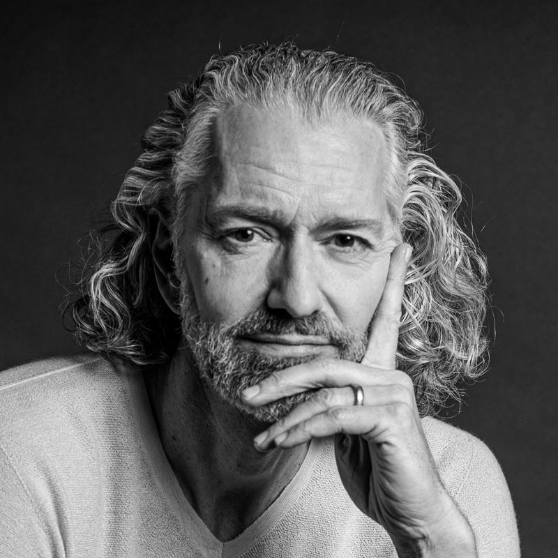 Achim-Over-60-Grey-Male-Model-Photomodel-GQ-Esquire-MensHealth-UomoVogue-Gucci-D&G-Milan-featured-image-portfolio