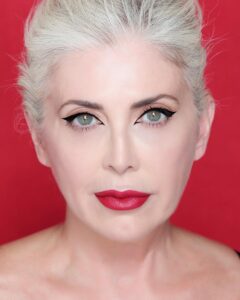 Alberta-Over-60-grey-silver-Model-Photomodel-Agency-Cosmopolitan-Vogue-Marie-Claire-Grazia-Glamour-Elle-Bazaar-London
