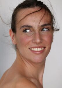 Valentina-B-Actress-Photomodel-Agency-Cosmopolitan-Vogue-Marie-Claire-Grazia-Glamour-Elle-Bazaar-Barcellona
